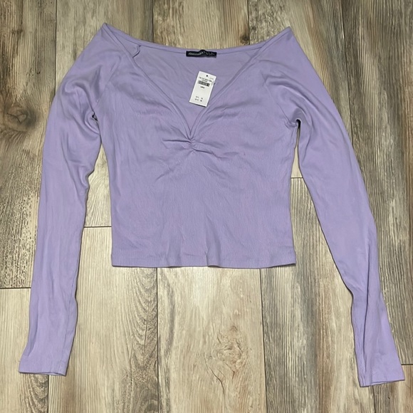 Abercrombie & Fitch Tops - NWT Abercrombie & Fitch Cropped Long Sleeve Shirt Women’s Size Large
